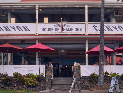 Join Canyon at the 2024 men’s Triathlon World Championships in Kona, Hawaii Join Canyon at the 2024 men’s Triathlon World Championships in Kona, Hawaii