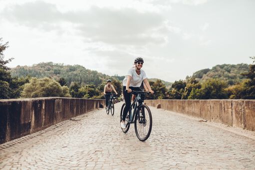 Hybrid bike vs road bike &ndash; Which to choose? 