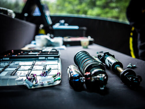 Coil vs air shocks: Exploring the differences Coil vs air shocks: Exploring the differences
