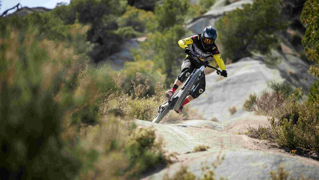 Spectral and Neuron offer various suspension options