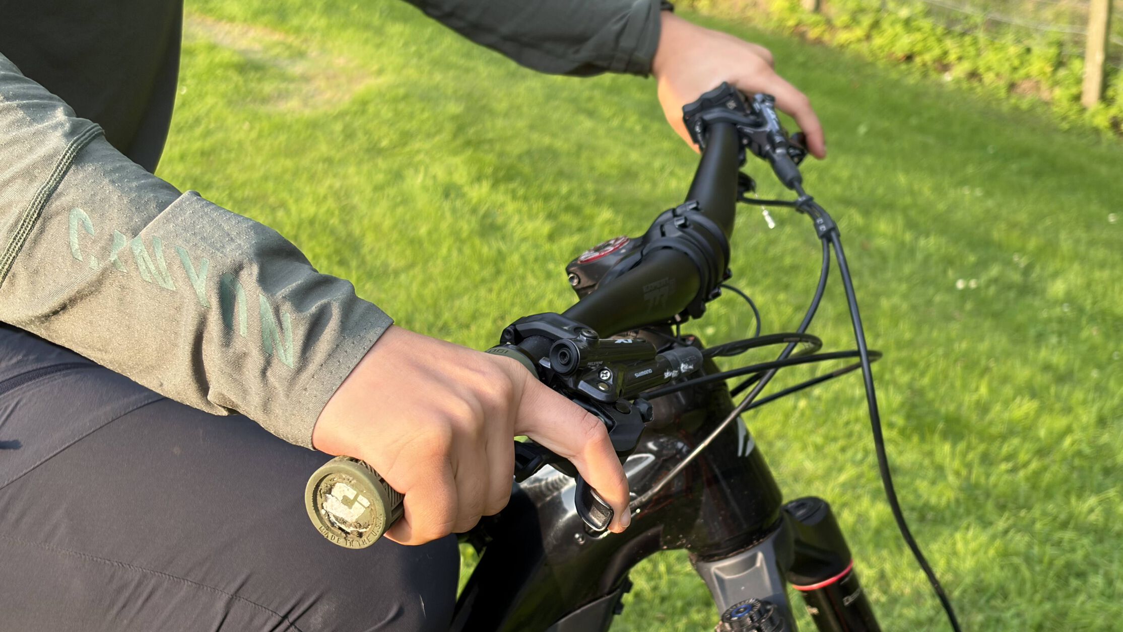 Your brake lever shouldn&rsquo;t outstretch your finger too far. Make sure everything is within reach.  