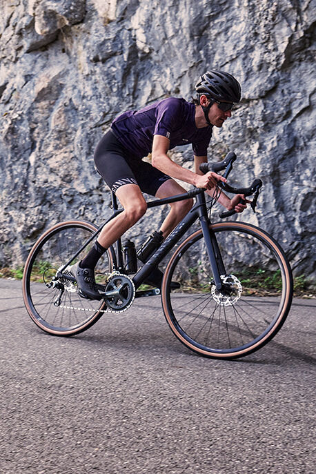Endurance Road Bikes CANYON CN