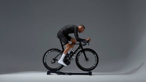 Master your indoor cycling setup and training: a complete guide with Canyon athletes