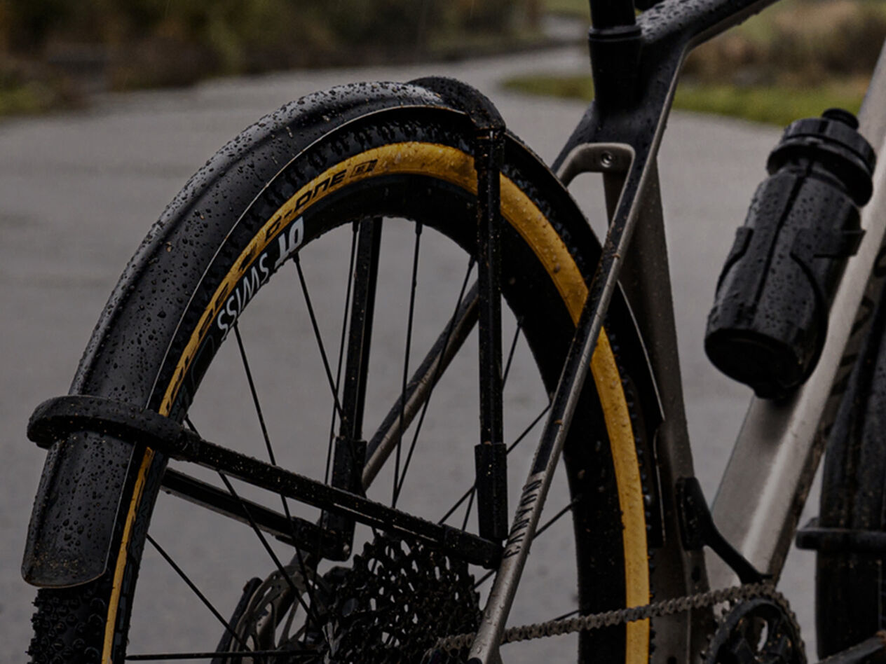 Bike Accessories: Mountain Bike & Road Cycling | CANYON CN