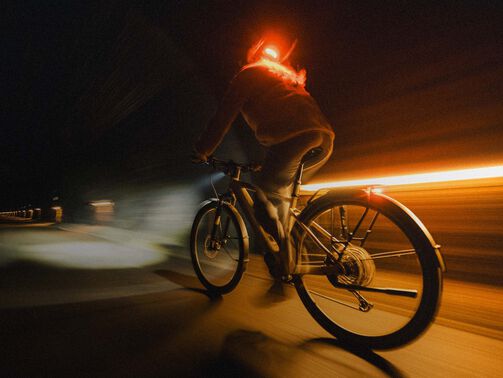 Be seen and stay safe: Choosing the right bike lights for winter Be seen and stay safe: Choosing the right bike lights for winter
