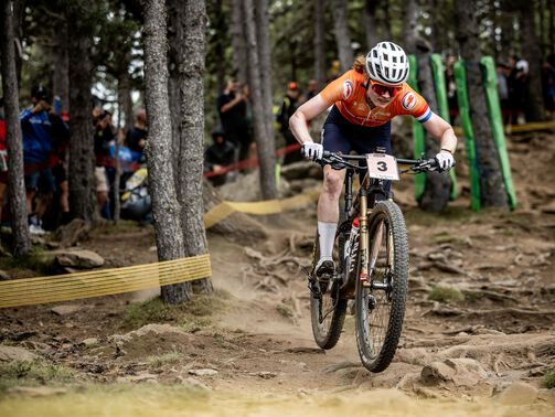 What mountain bikes do Canyon’s pro teams ride? What mountain bikes do Canyon’s pro teams ride?