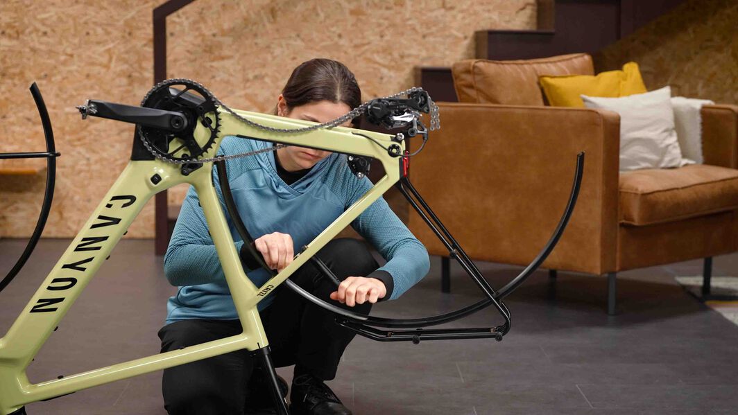 Install mudguards and rear carrier