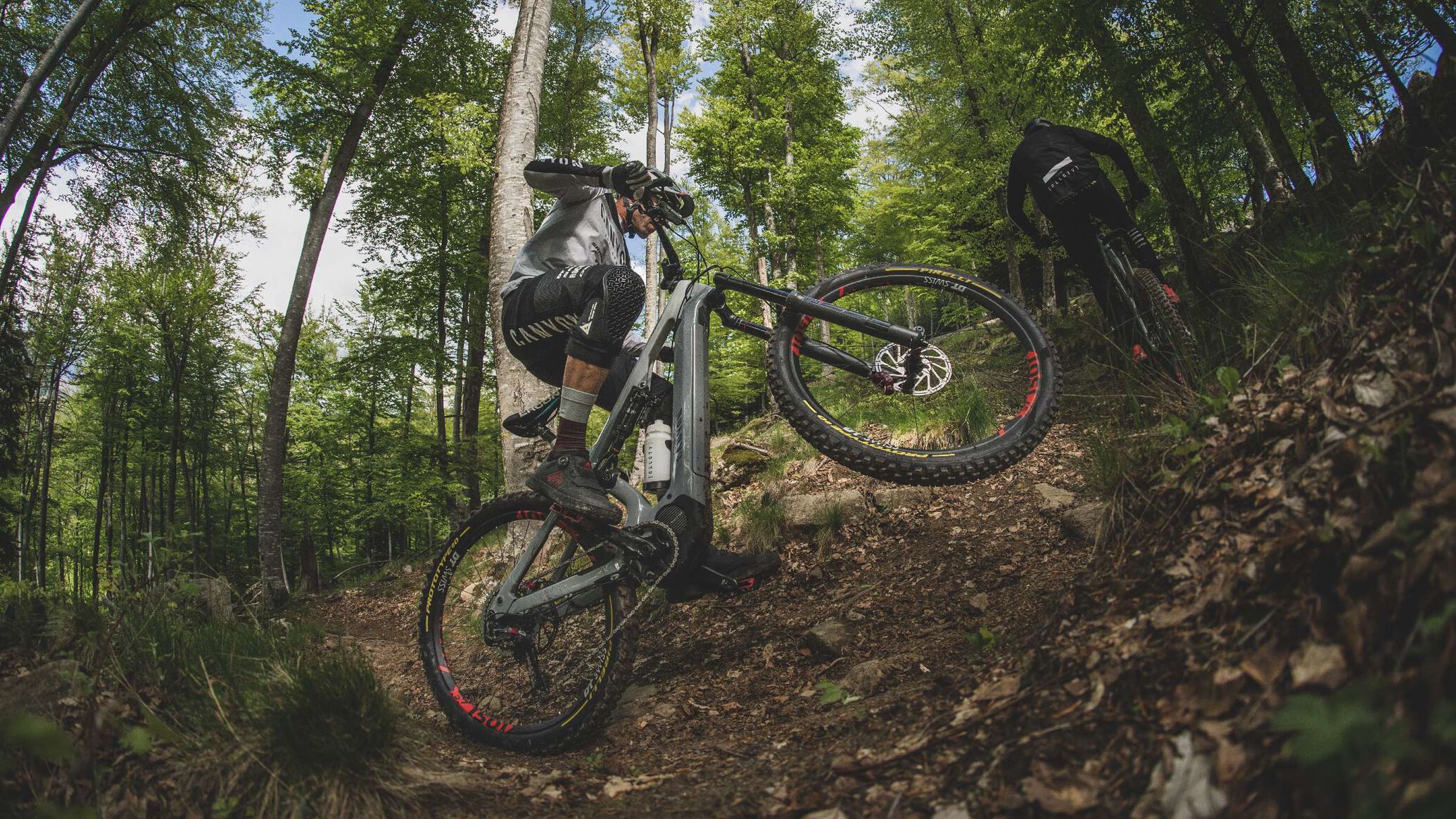 E-EWS with Jos&eacute; Borges and Fabian Barel