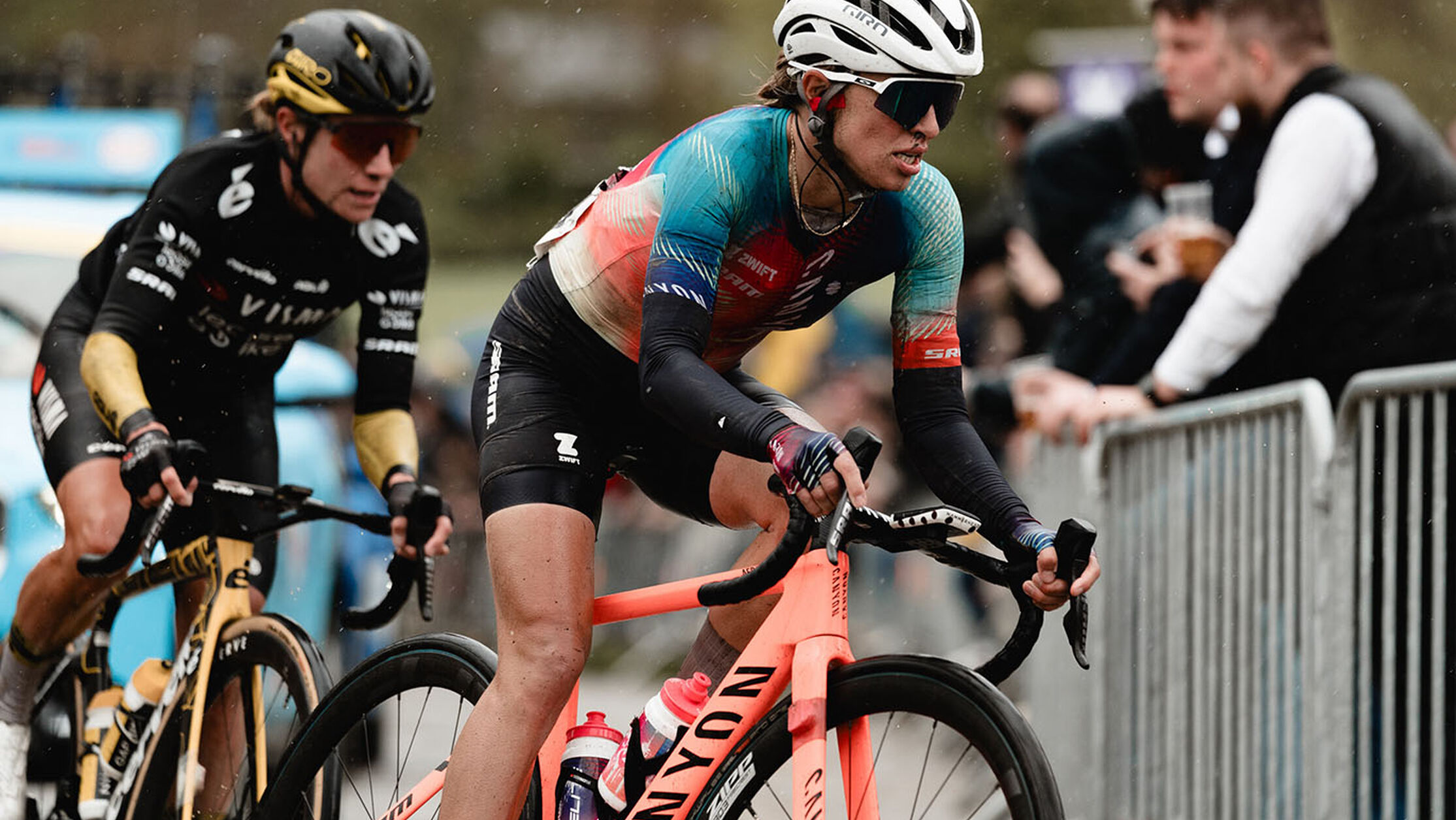 Kasia Niewiadoma, winner of the 2024 Tour de France Femmes, on her Canyon Aeroad CFR