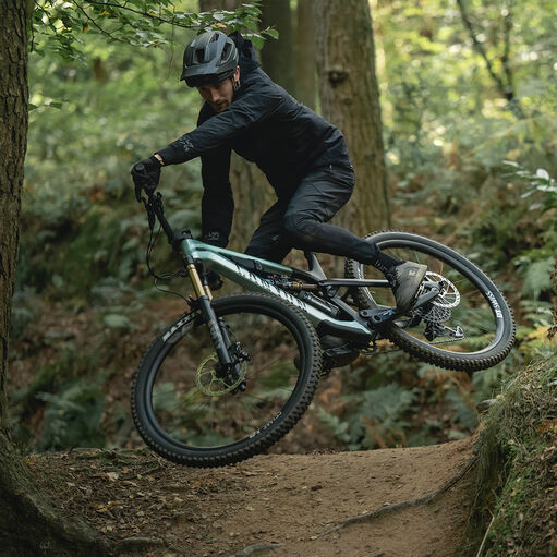 Shift gears like a pro: Master your mountain bike gear shifting technique