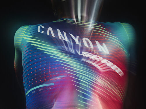 Harmonic Riff: CANYON//SRAM Racing’s 2024 kit revealed  Harmonic Riff: CANYON//SRAM Racing’s 2024 kit revealed