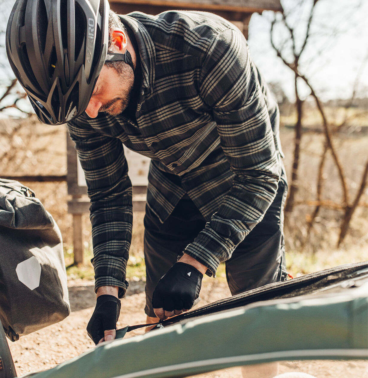 Hybrid & touring bike gear
