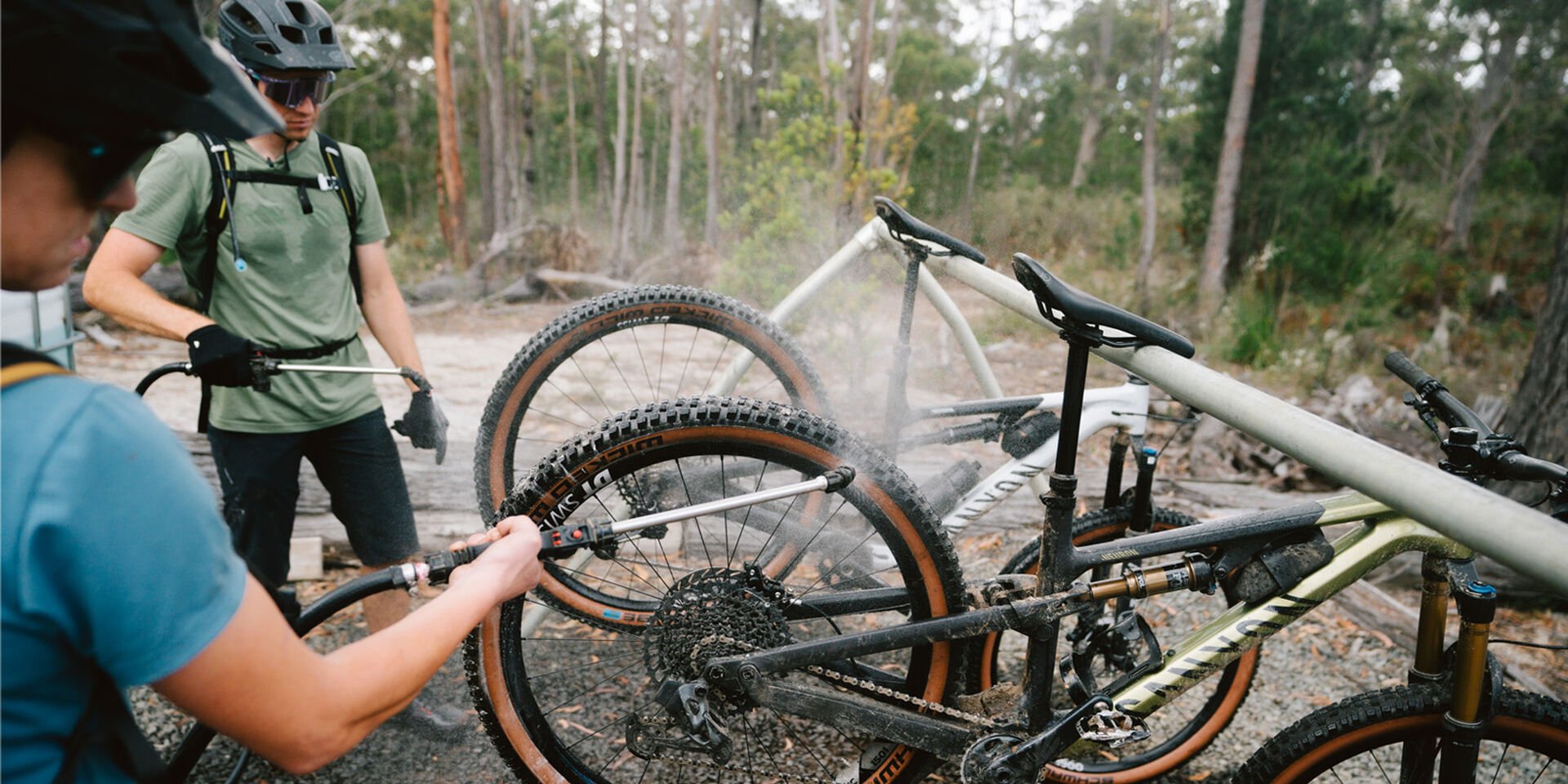 Jenni and Mark’s Tasmanian trail tales 