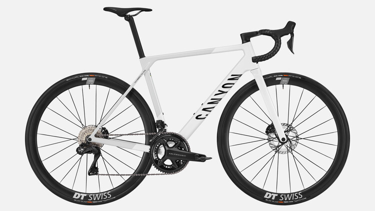 Ultimate CF SLX 8 Di2 Ultimate CF SLX 8 Di2