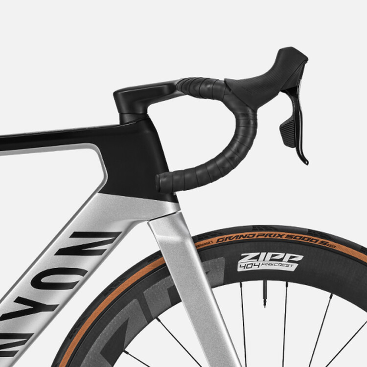 Aeroad CF SLX 8 AXS Aeroad CF SLX 8 AXS