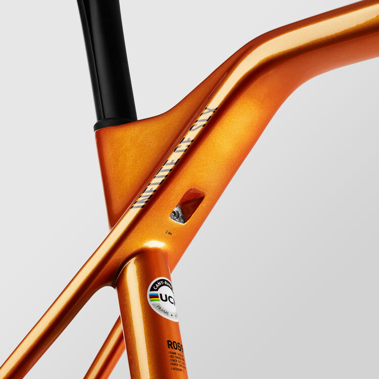 Inflite CF SLX 9 Team Inflite CF SLX 9 Team