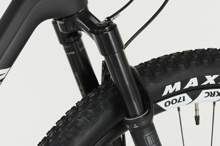Exceed CF SLX 8 Exceed CF SLX 8
