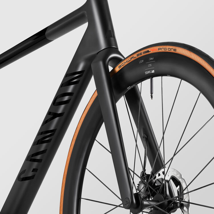 Ultimate CF SLX 9 Di2 Ultimate CF SLX 9 Di2