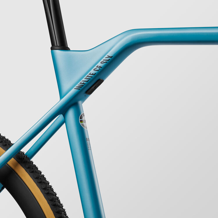 Inflite CF SLX 9 MVDP Inflite CF SLX 9 MVDP