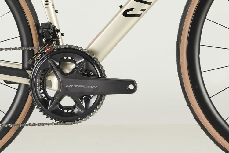 Endurace CF SLX 8 Di2 Endurace CF SLX 8 Di2
