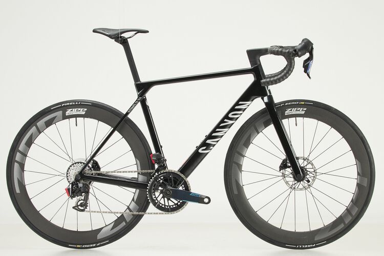 Ultimate CF SLX 8 AXS Ultimate CF SLX 8 AXS