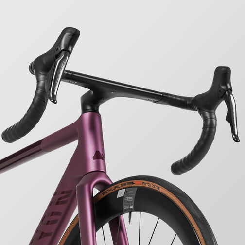 Ultimate CF SLX 8 Di2 Ultimate CF SLX 8 Di2