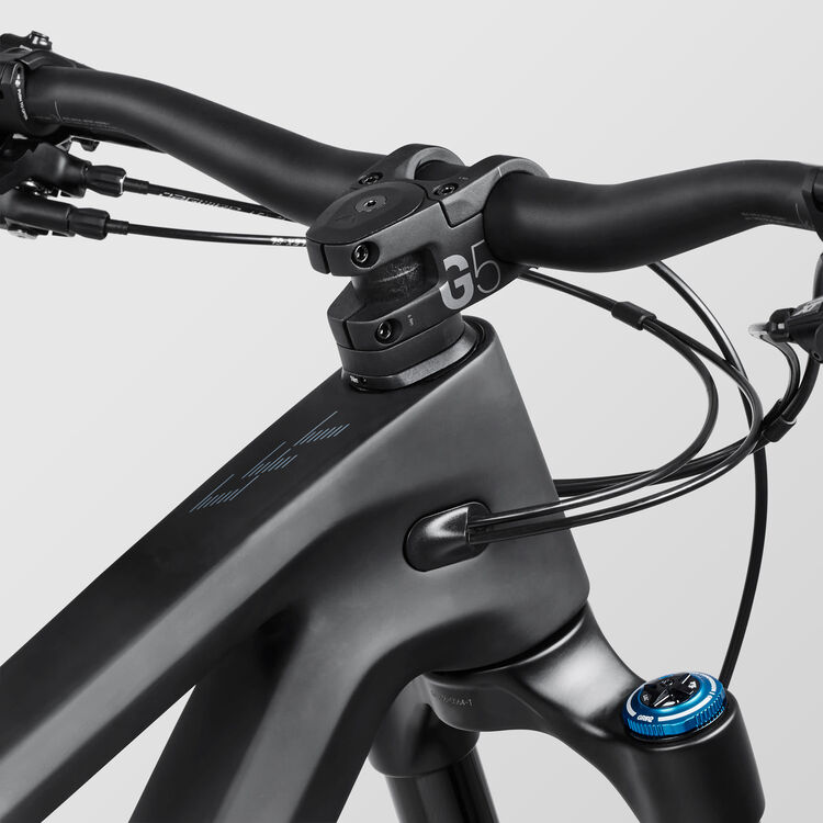 Strive CFR Underdog Strive CFR Underdog