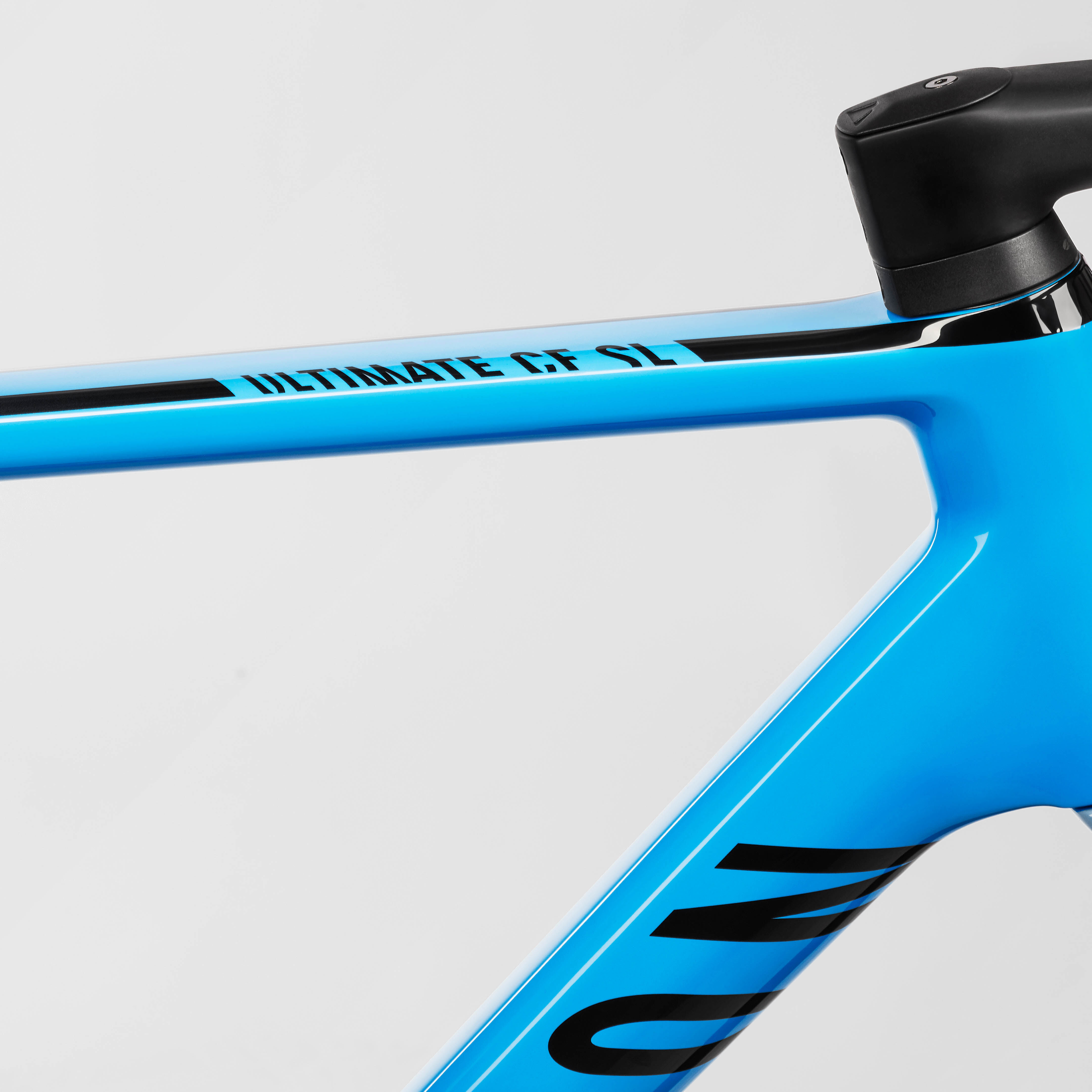 Ultimate CF SL 8 Disc Aero