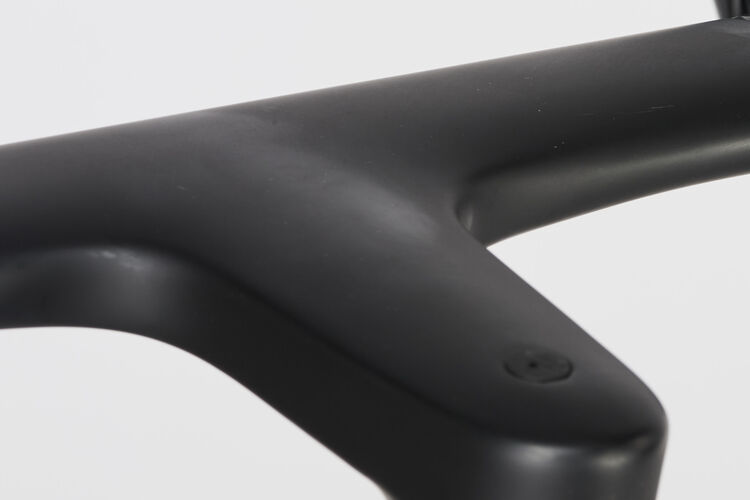 Endurace CF SLX 8 Di2 Endurace CF SLX 8 Di2