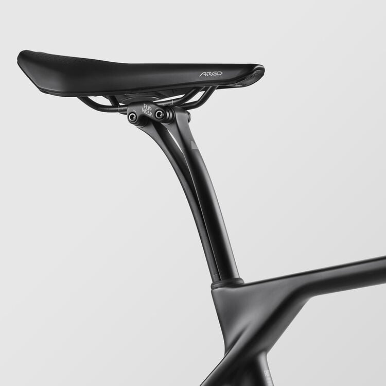 Endurace CF 8 Di2 Endurace CF 8 Di2