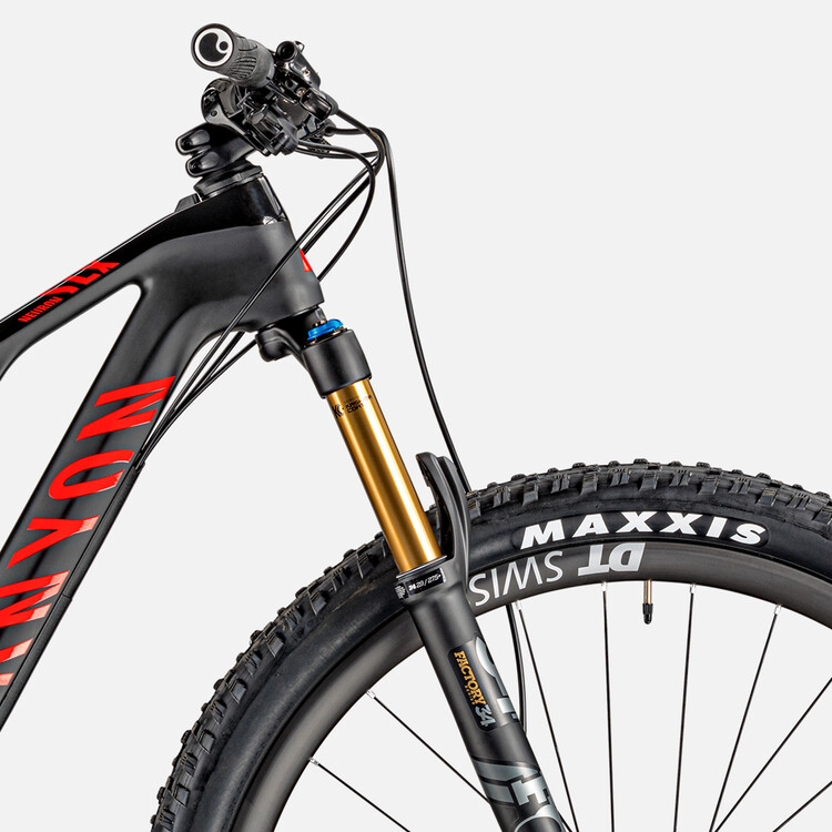 Neuron CF SLX 9.0 LTD Neuron CF SLX 9.0 LTD