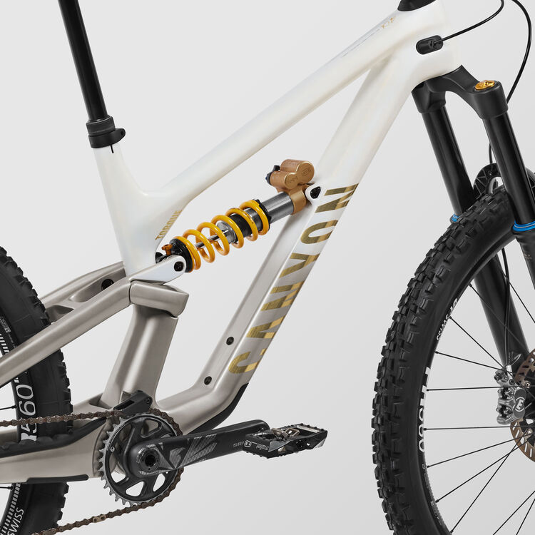 Torque CF CLLCTV FW Torque CF CLLCTV FW