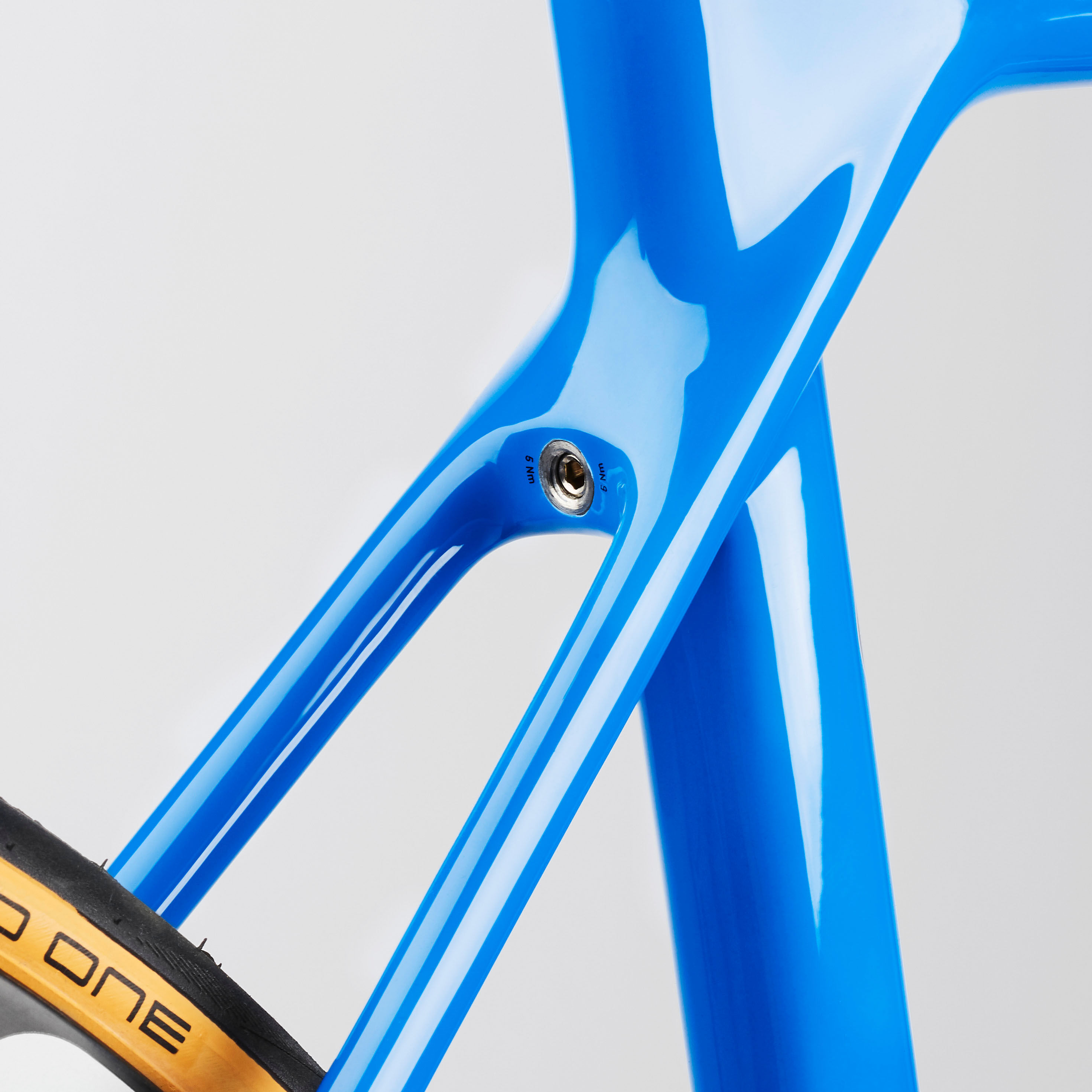 Ultimate CF SLX 9 Disc Di2