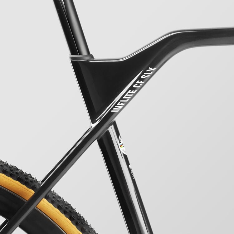 Inflite CF SLX 9 Inflite CF SLX 9