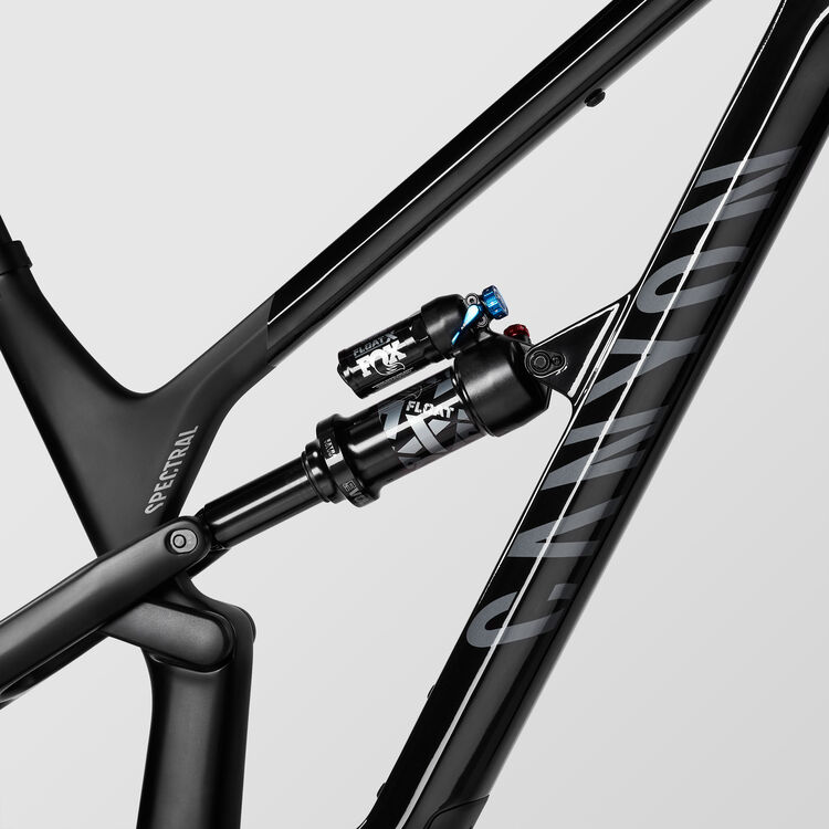 Spectral 27.5 CF 8 Spectral 27.5 CF 8
