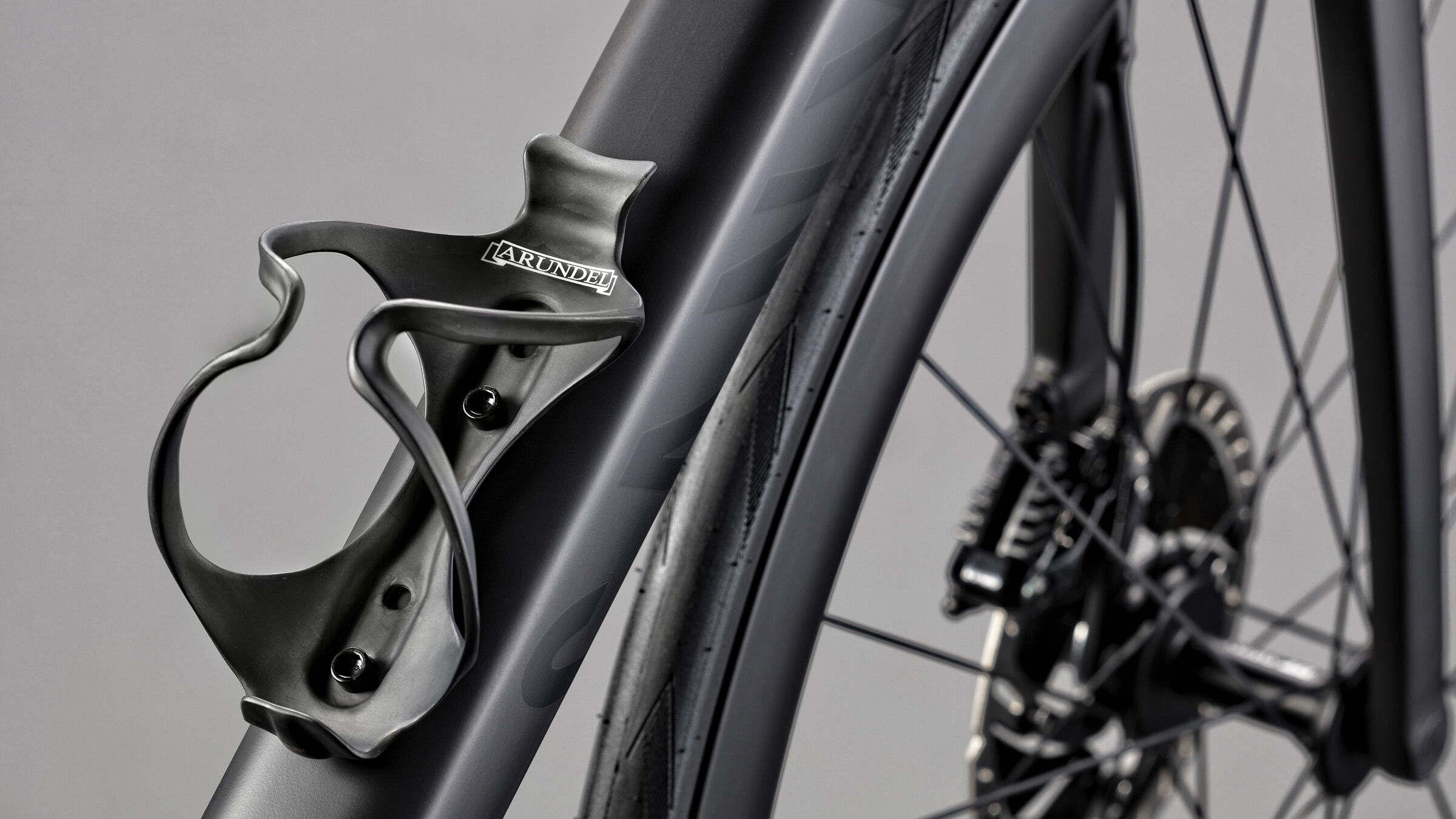Arundel Mandible Carbon Bottle Cage