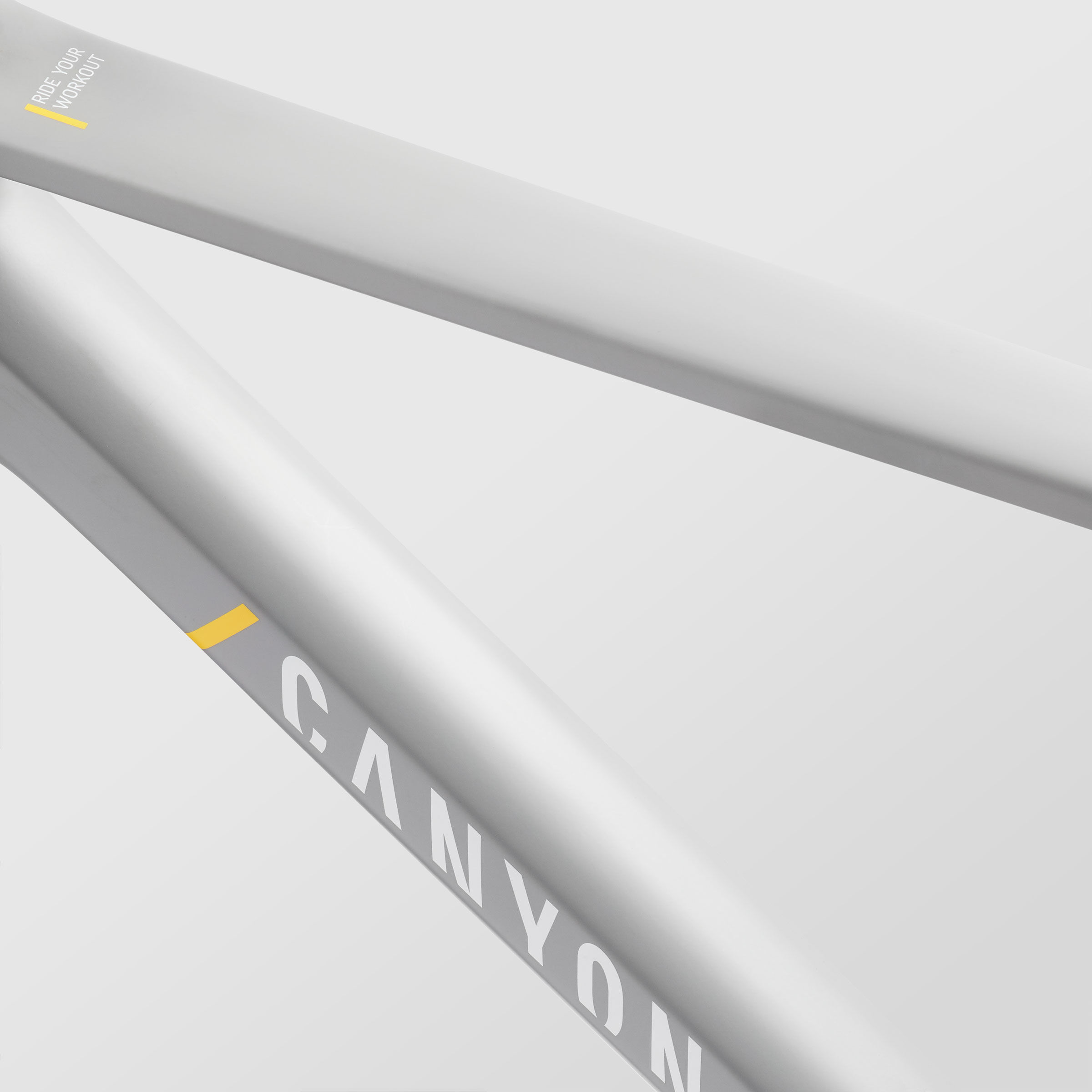 Roadlite CF 8 mid-step