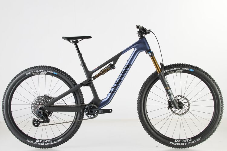 Neuron CF 9 Neuron CF 9