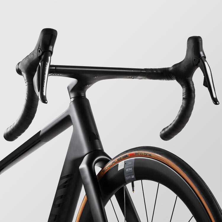 Ultimate CF SLX 8 Di2 Ultimate CF SLX 8 Di2