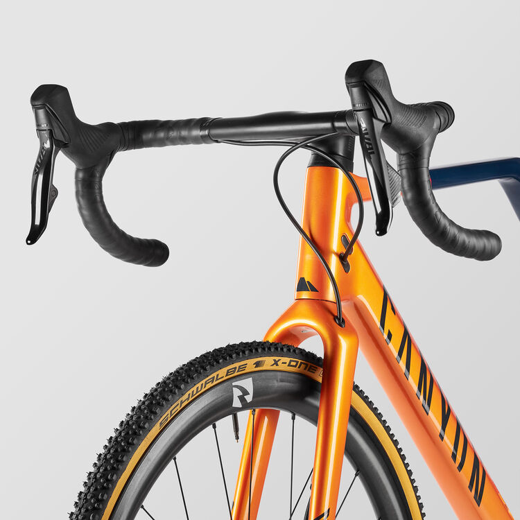 Inflite CF SL 8 Inflite CF SL 8