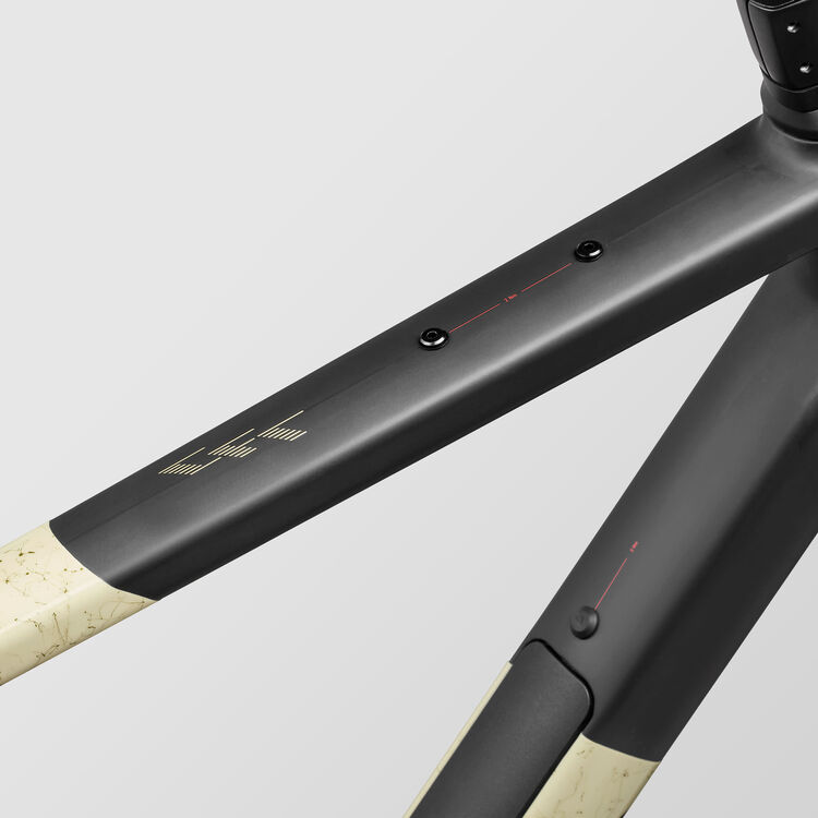 Grail CFR XPLR Grail CFR XPLR