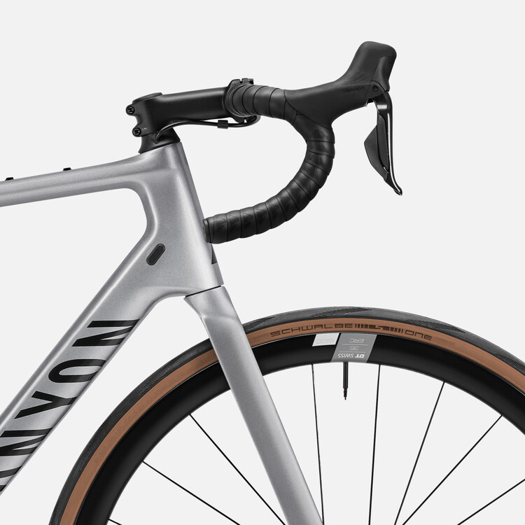 Endurace CF 8 Di2 Endurace CF 8 Di2