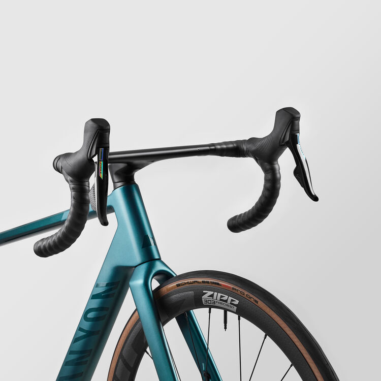 Ultimate CF SLX 8 Force AXS Ultimate CF SLX 8 Force AXS