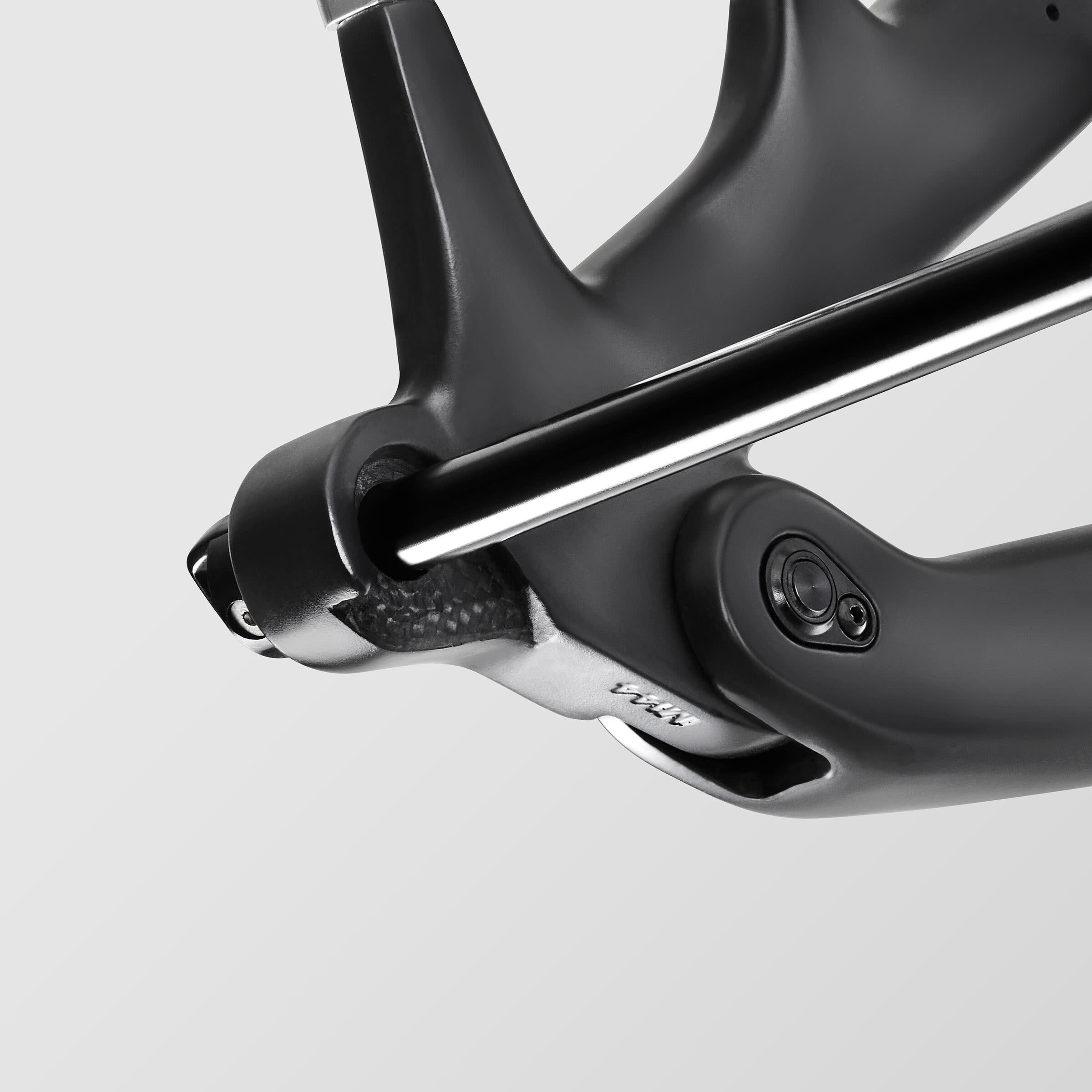 SPT 125 CF NGD LTD 29 AXS 23 M gd/bk