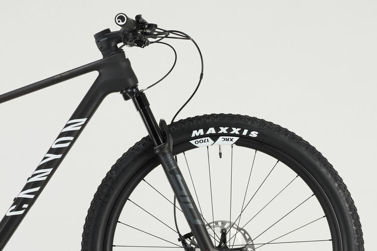 Exceed CF SLX 8 Exceed CF SLX 8