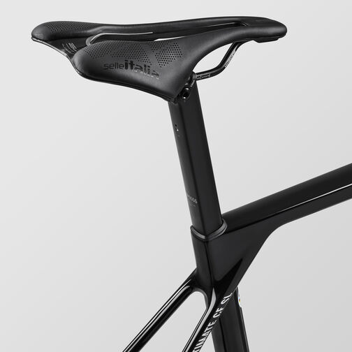 Ultimate CF SL 8 Di2 Ultimate CF SL 8 Di2