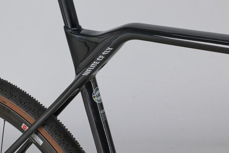Inflite CF SLX 9 Inflite CF SLX 9