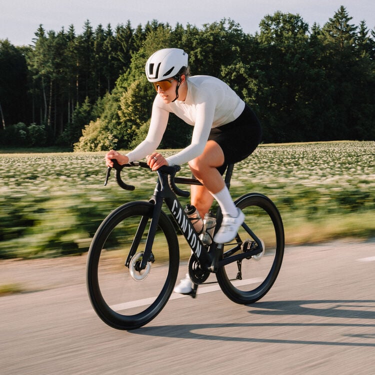 Aeroad CF SLX 7 Di2 Aeroad CF SLX 7 Di2