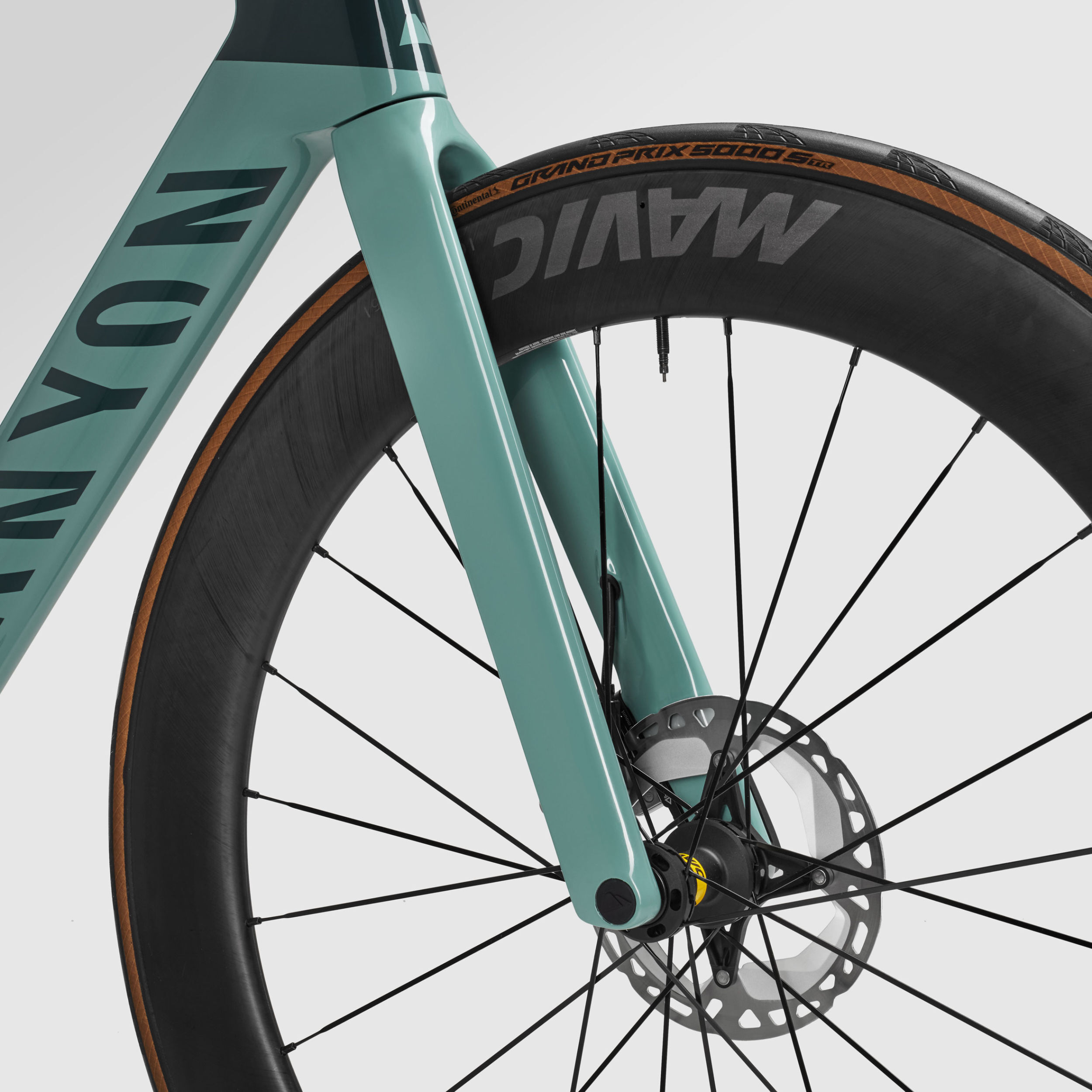 Aeroad CF SLX 8 Di2 Cosmic