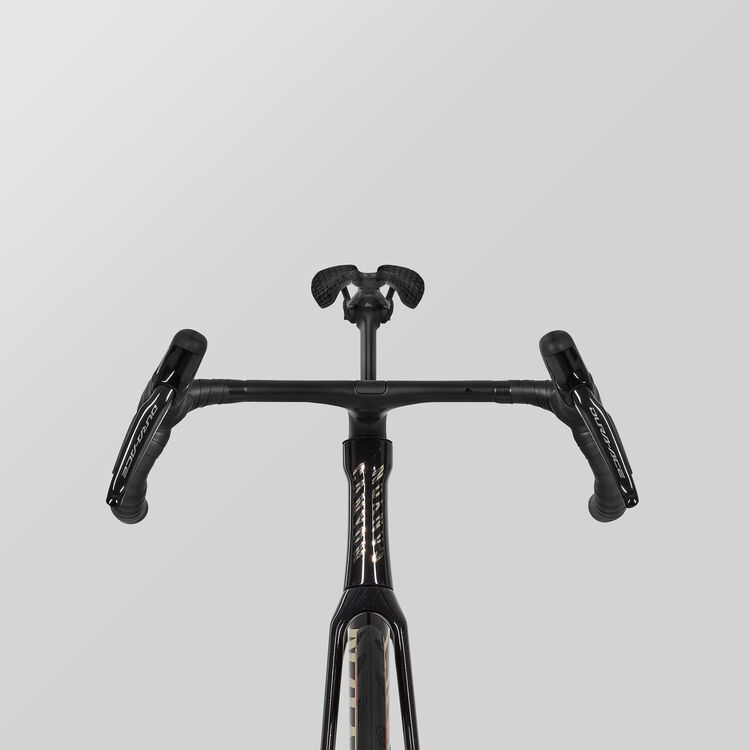 Aeroad CF SLX 7 Di2 C46 Aeroad CF SLX 7 Di2 C46